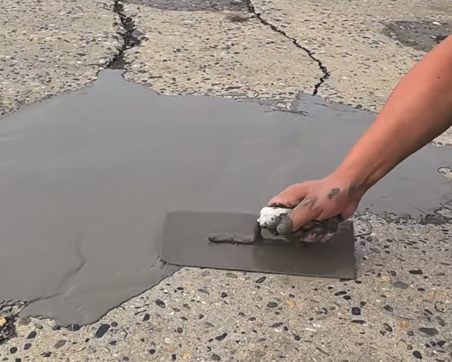 芜湖CGM 高效薄层道路修补料（CGM 道路抢修料）